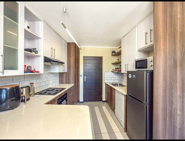 0.5 BEDROOM APARTMENT FOR SALE IN HATFIELD